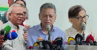 গণতন্ত্রহীনতায় বাড়ছে রাজনৈতিক অস্থিরতা; দ্রুত নির্বাচনের দাবি বিভিন্ন দলের